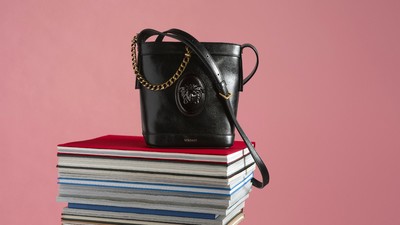 The disruptive legacy of Versace’s Pivot Bag - © System Magazine