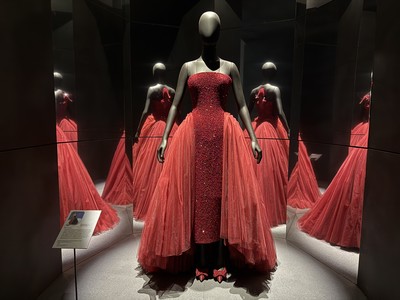 The legacy of Elsa Schiaparelli - © Dress designed for Ariana Grande&rsquo;s 2025 Oscars performance., System Magazine