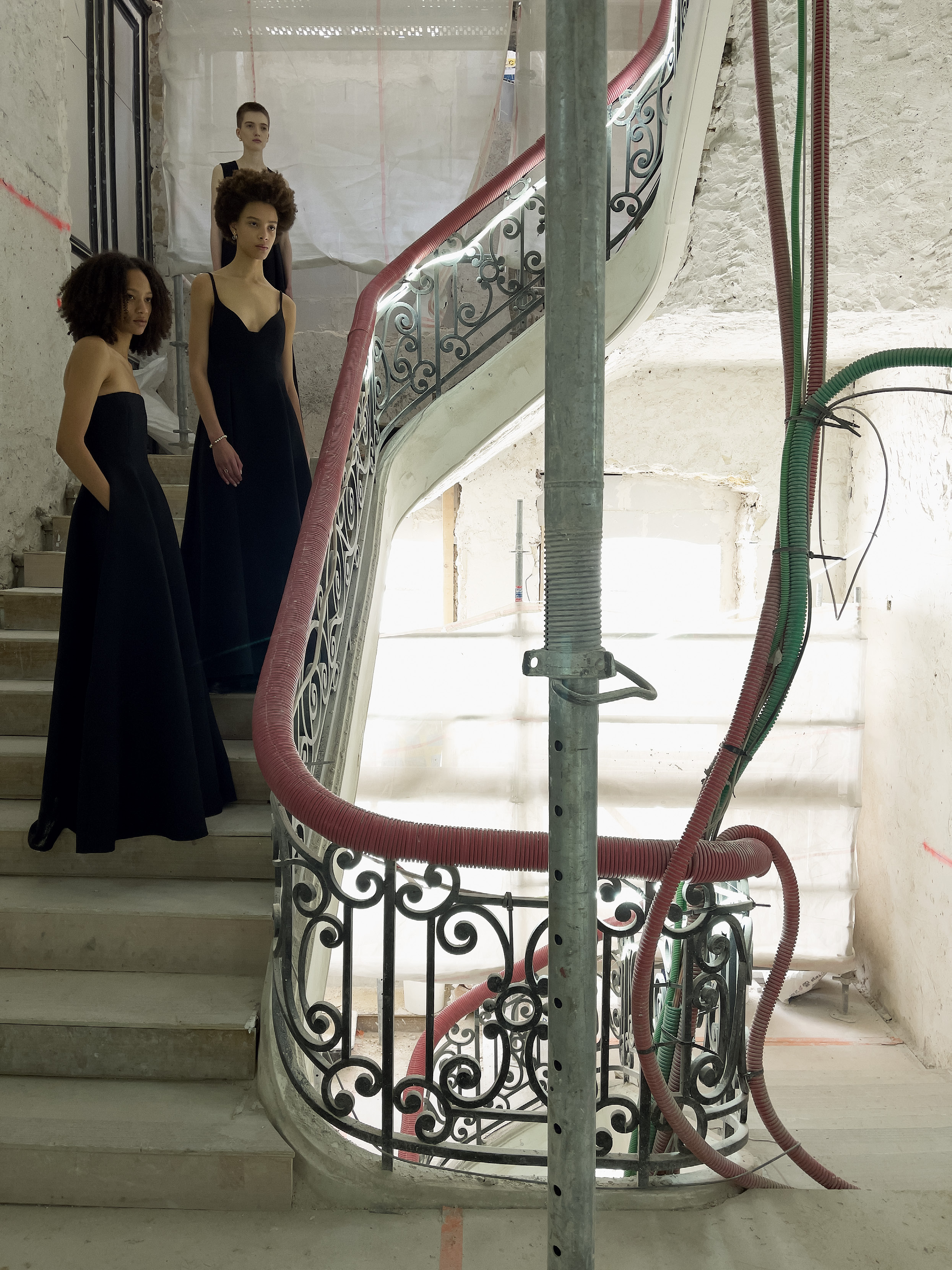 In-store. Dior 30 Montaigne. - © System Magazine