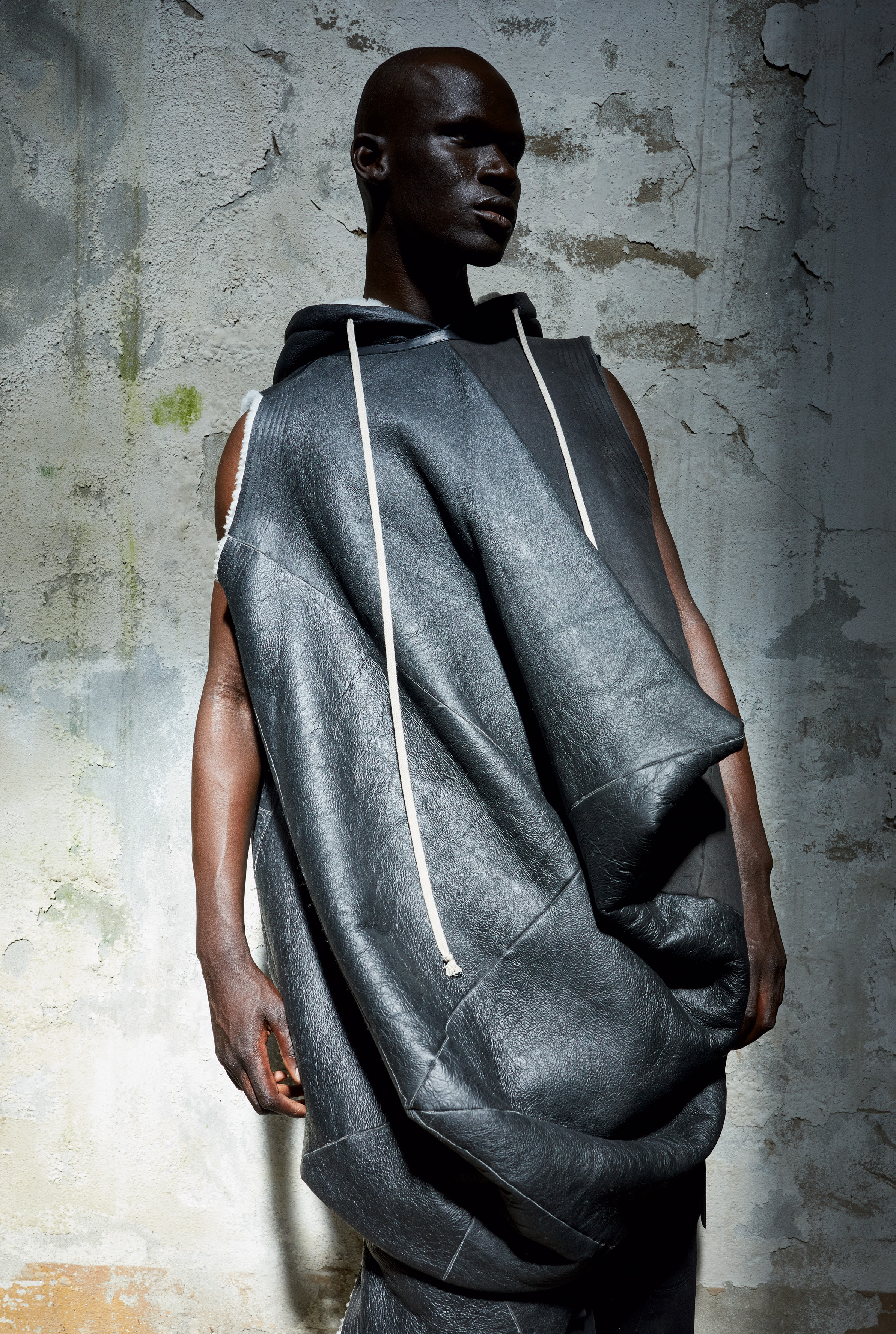 Omar wears SL Twisted Seahorse top and slim Flat Cargo bodybag, from *Mastodon*, Autumn/Winter 2016 - © System Magazine