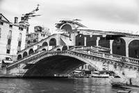 Face à face. Online/IRL. - © System Magazine