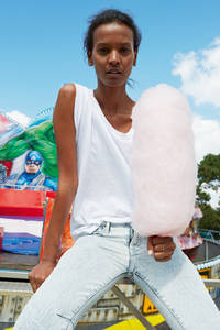 Smells like Liya. - © System Magazine