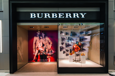Chronicles of retail. The Sixth Continent. - © System Magazine