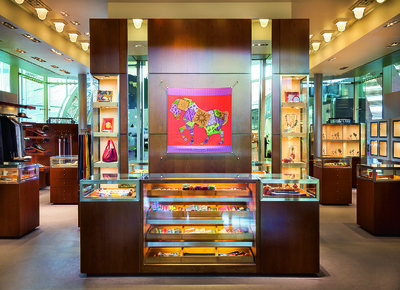 Chronicles of retail. The Sixth Continent. - © System Magazine