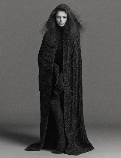 Collections. Autumn/Winter 2025-2026 - © Lillian wears **Max Mara**, System Magazine